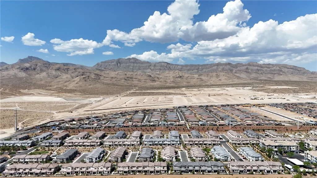 6186 Rathbone, Las Vegas, NV 89166