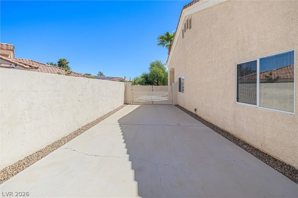 5721 Savant, Las Vegas, NV 89149