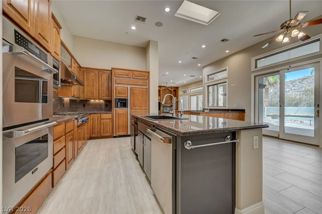 8 Starbrook, Henderson, NV 89052