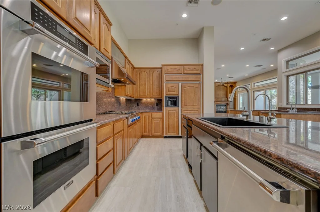 8 Starbrook, Henderson, NV 89052