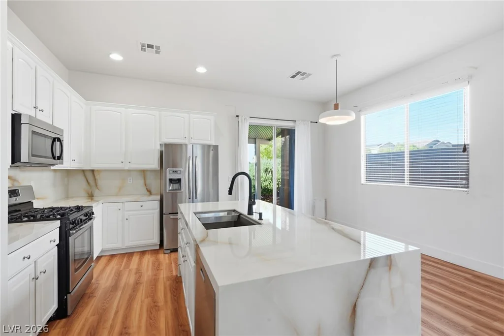 9025 Loggers Mill, Las Vegas, NV 89143