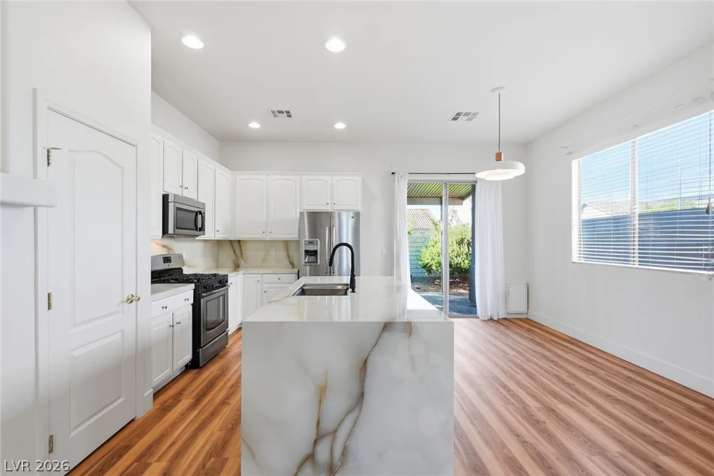 9025 Loggers Mill, Las Vegas, NV 89143