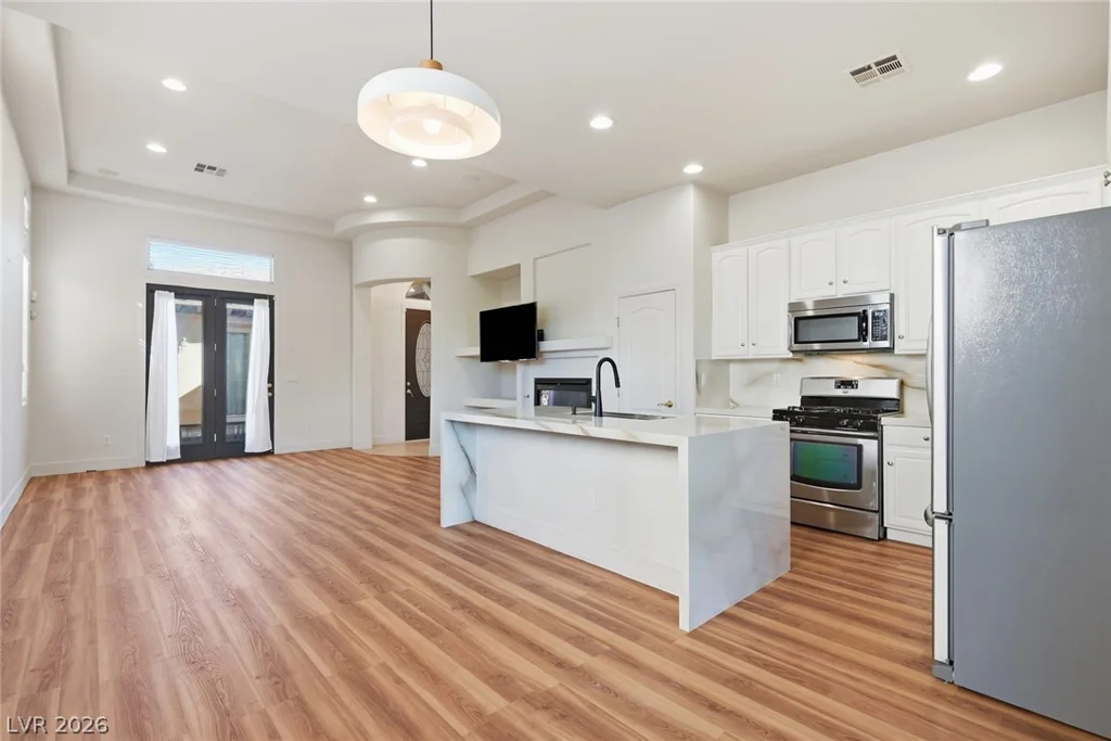 9025 Loggers Mill, Las Vegas, NV 89143