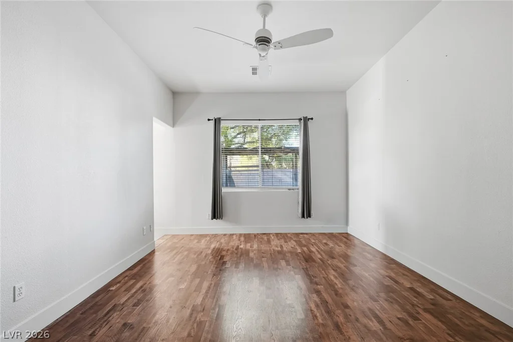 9025 Loggers Mill, Las Vegas, NV 89143