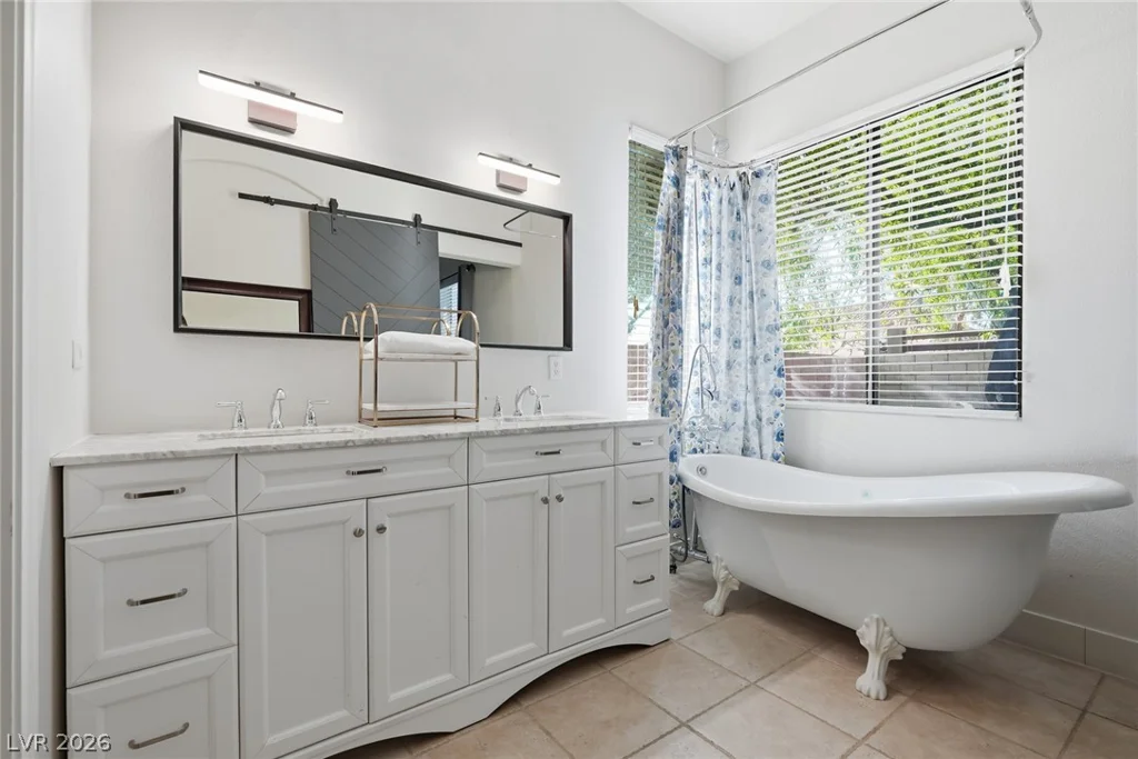 9025 Loggers Mill, Las Vegas, NV 89143