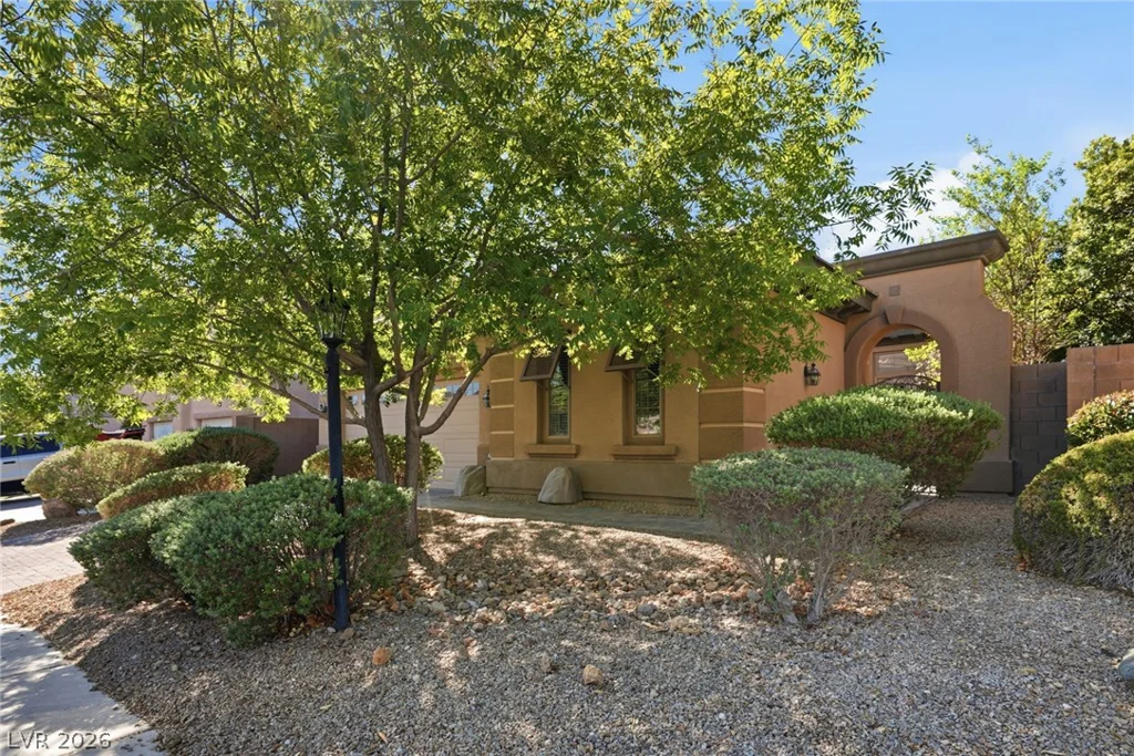 9025 Loggers Mill, Las Vegas, NV 89143