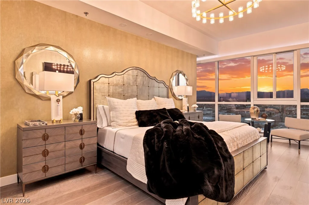 4525 Dean Martin, Las Vegas, NV 89103