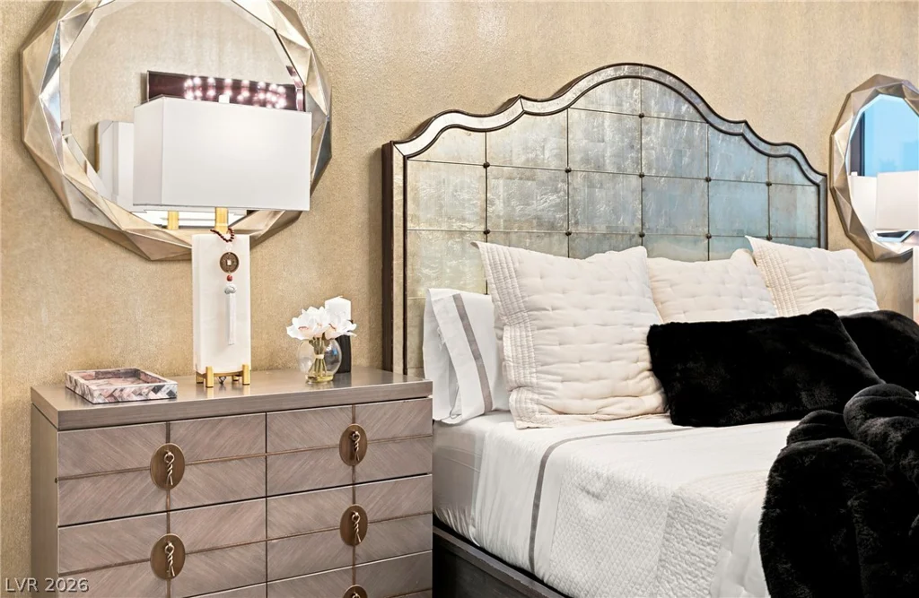 4525 Dean Martin, Las Vegas, NV 89103
