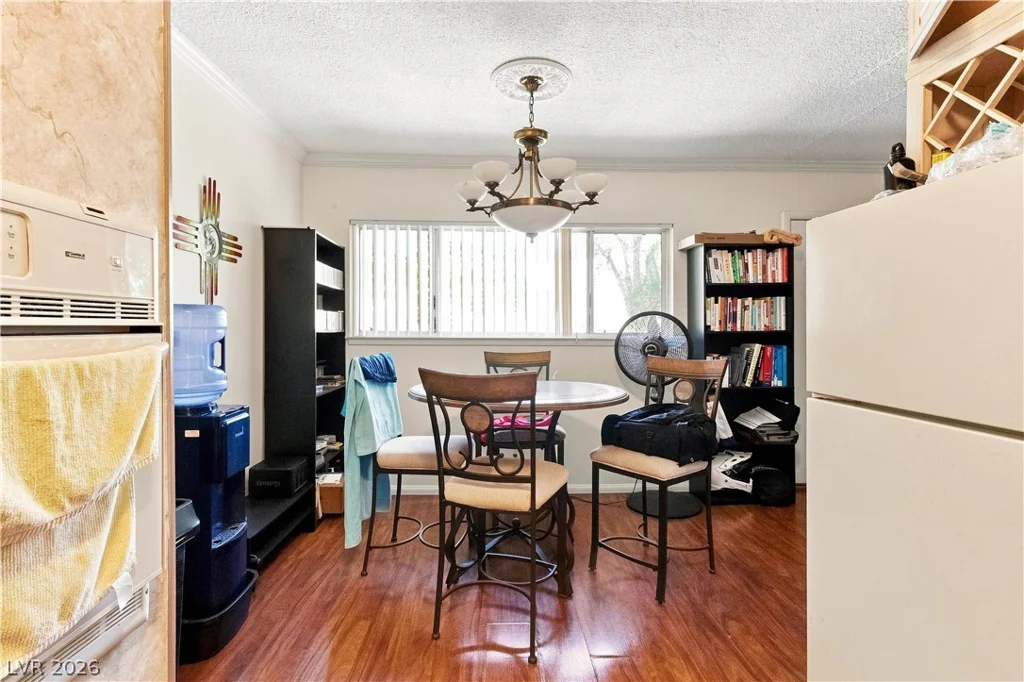 350 Desert Inn, Las Vegas, NV 89109