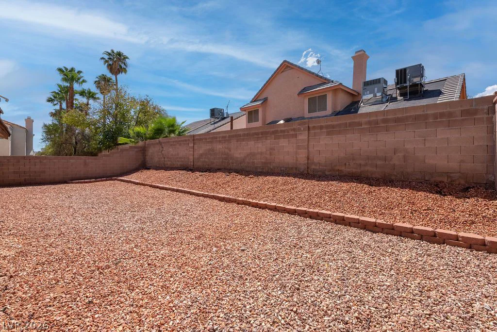 1735 Navarre, Henderson, NV 89014