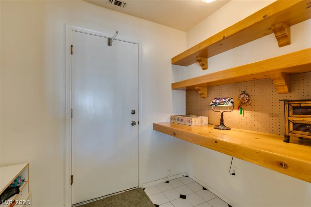 511 Winding Oak, Henderson, NV 89012