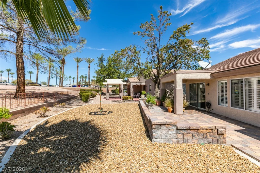 511 Winding Oak, Henderson, NV 89012