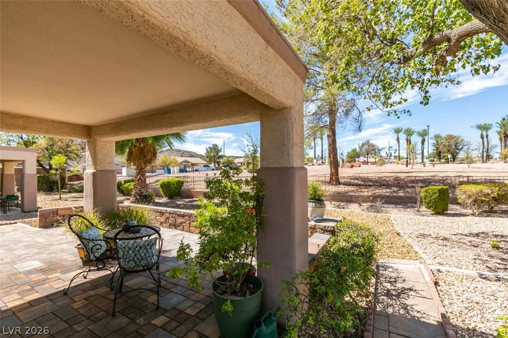 511 Winding Oak, Henderson, NV 89012