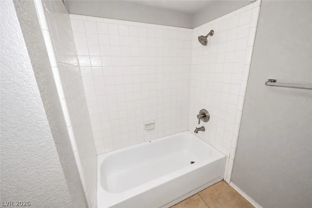 2961 Country Manor, Las Vegas, NV 89115