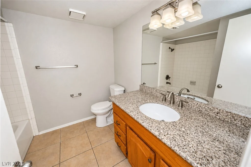 2961 Country Manor, Las Vegas, NV 89115
