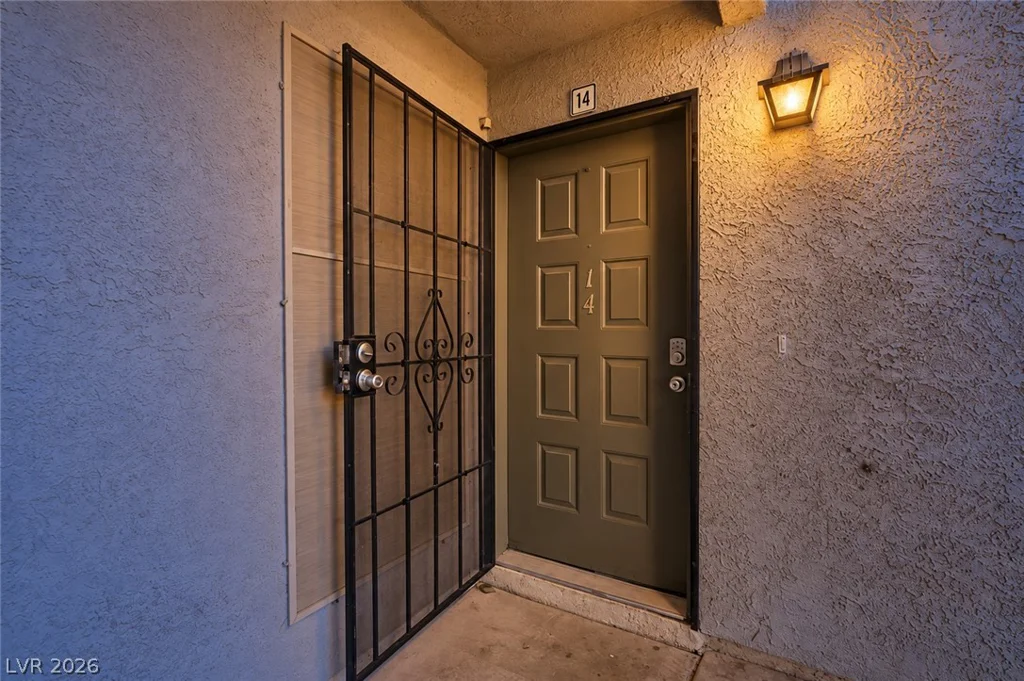 2961 Country Manor, Las Vegas, NV 89115