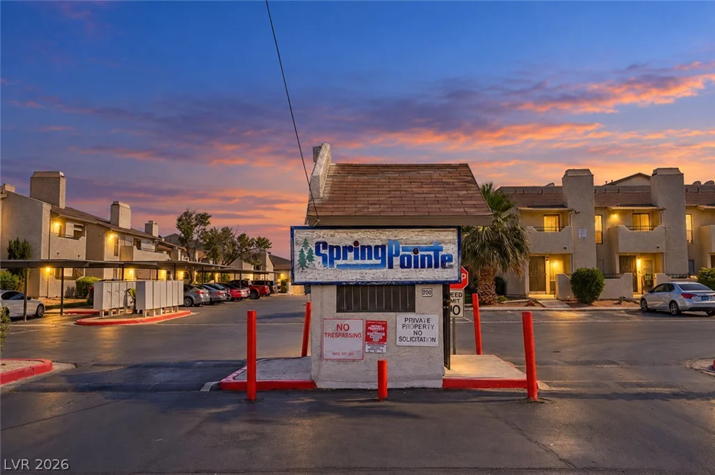 2961 Country Manor, Las Vegas, NV 89115