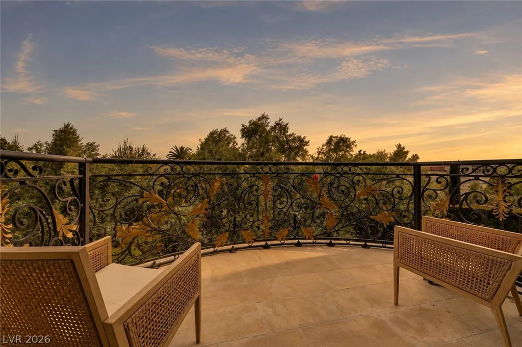 9101 Alta, Las Vegas, NV 89145
