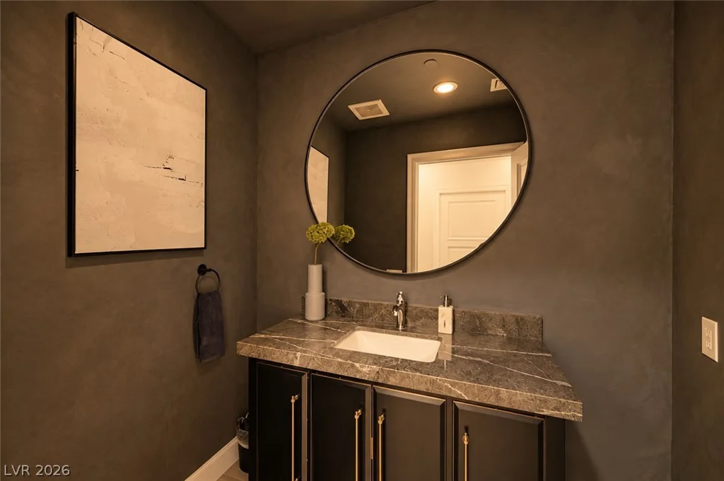 9101 Alta, Las Vegas, NV 89145