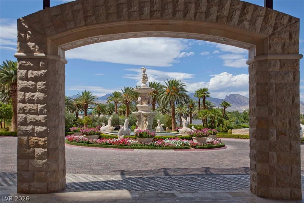 9101 Alta, Las Vegas, NV 89145