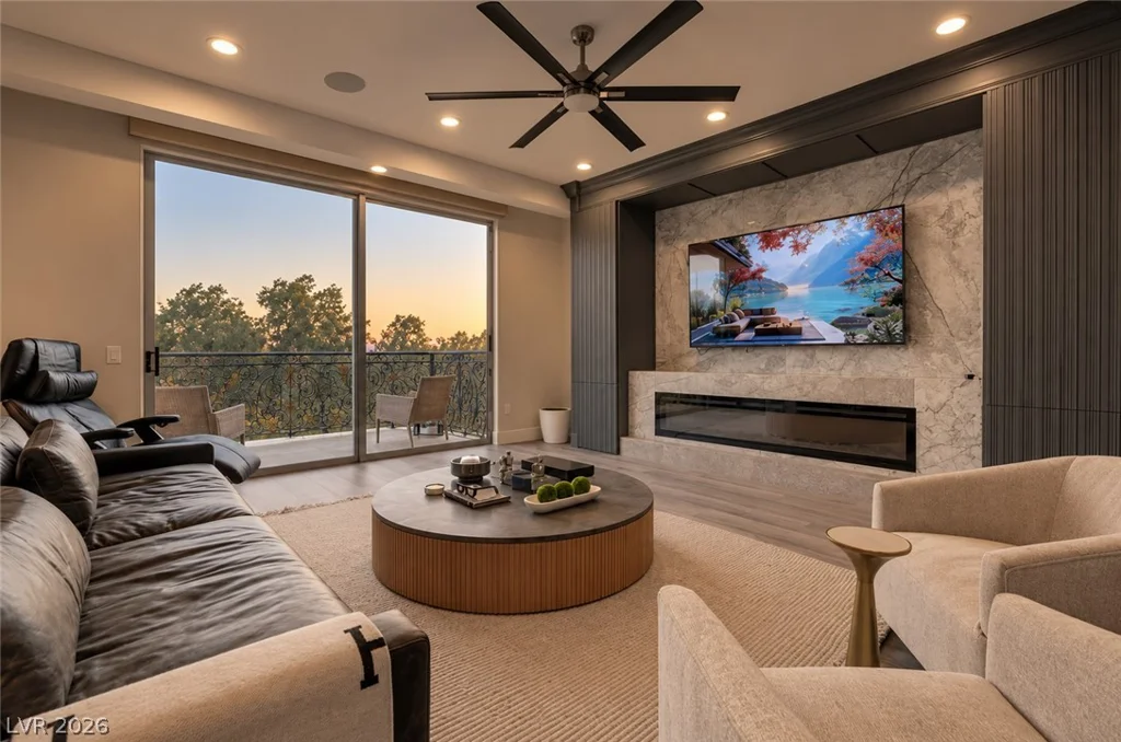 9101 Alta, Las Vegas, NV 89145