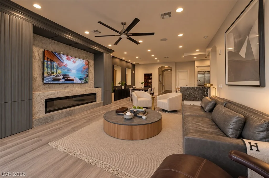 9101 Alta, Las Vegas, NV 89145