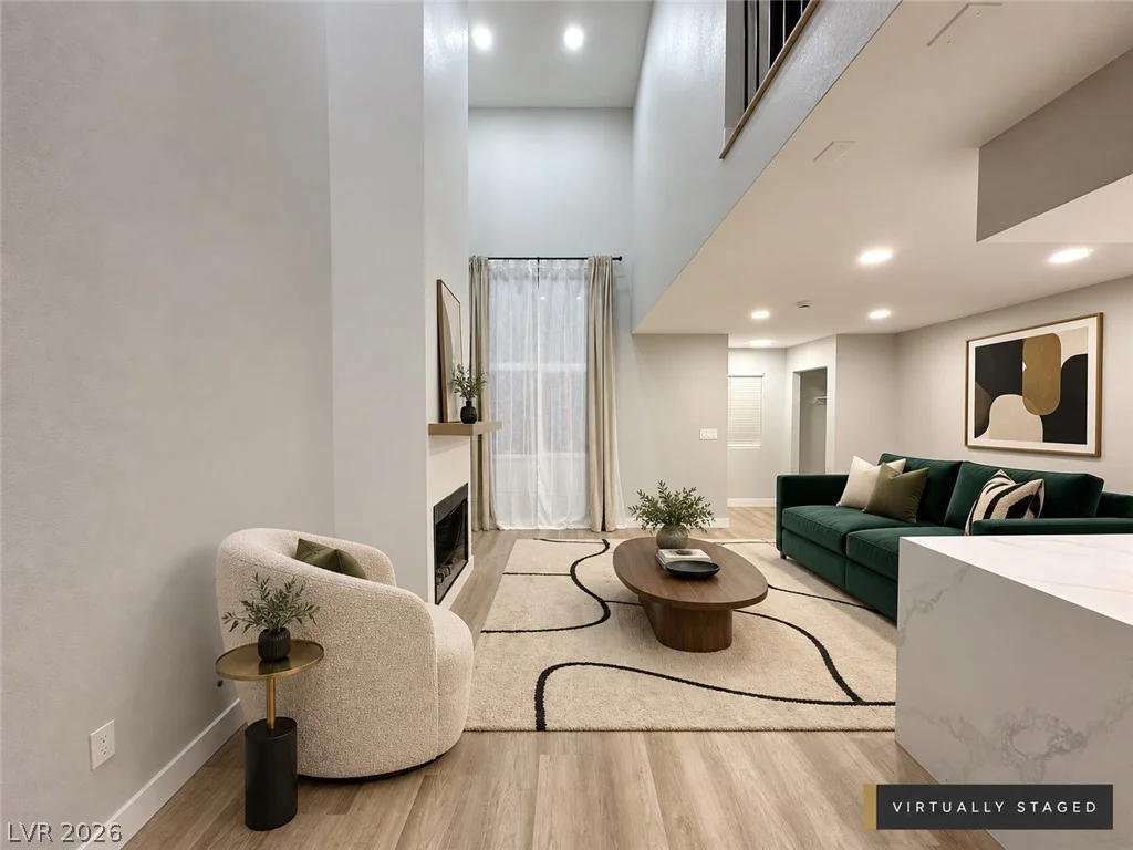2471 Old Forge, Las Vegas, NV 89121
