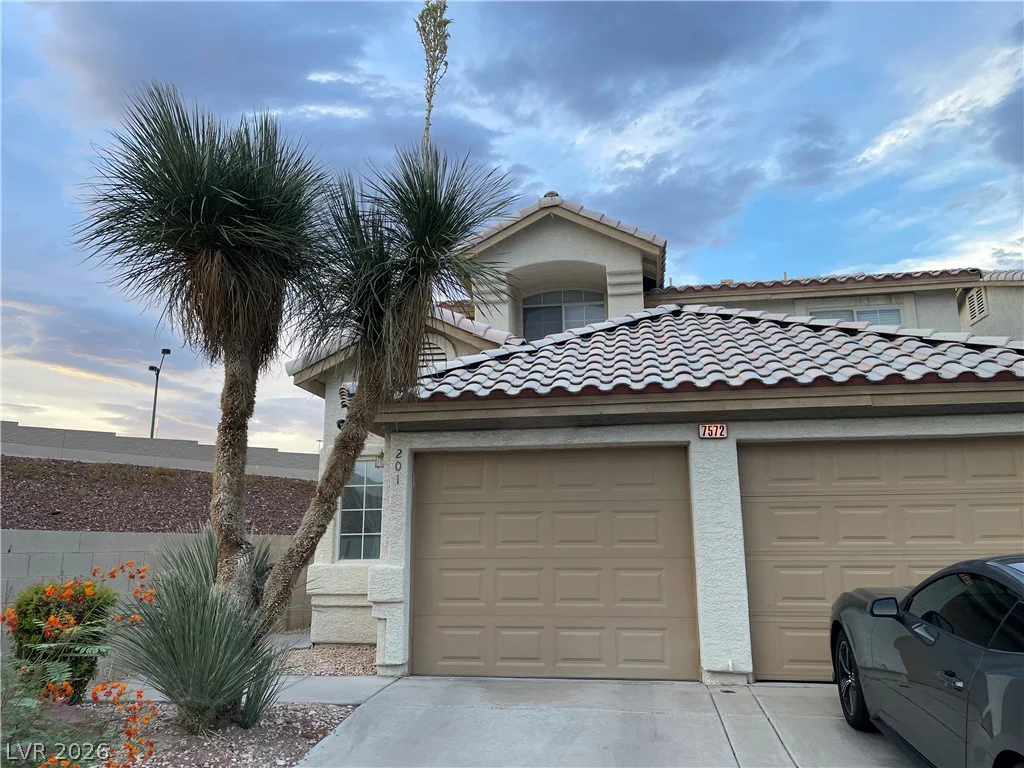 7572 Durham Hall, Las Vegas, NV 89130