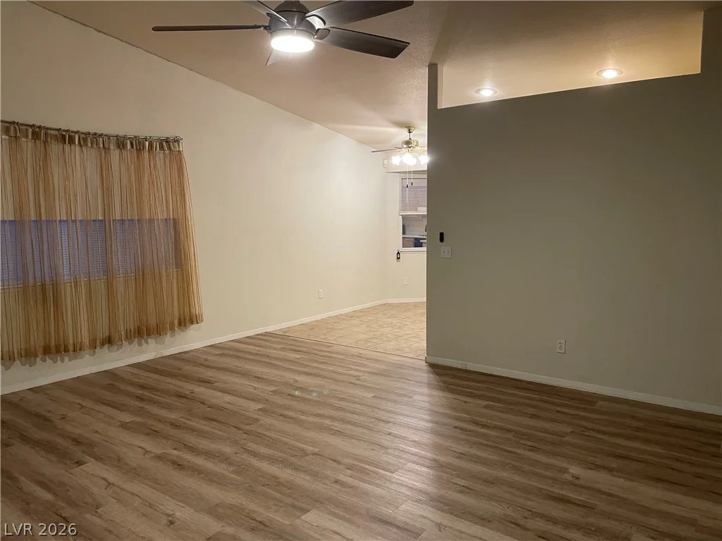 7572 Durham Hall, Las Vegas, NV 89130