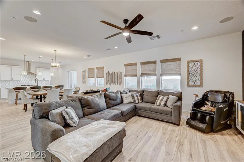 10136 Sequoia Glen, Las Vegas, NV 89166
