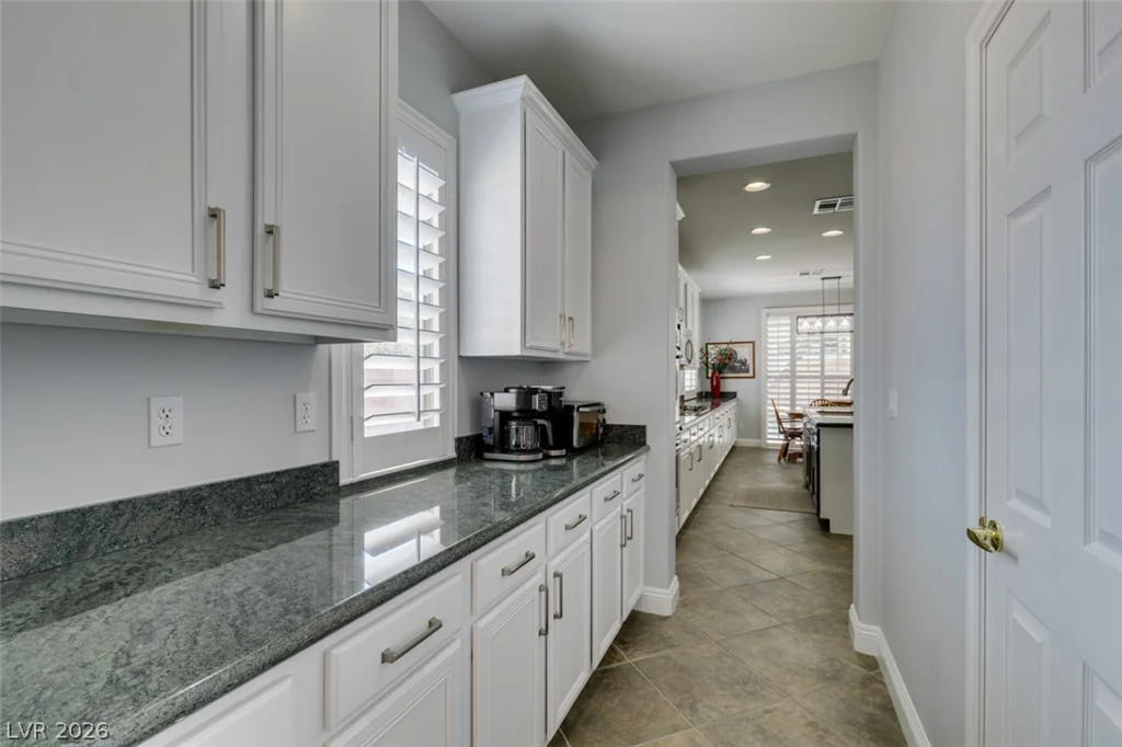 8909 Monte Oro, Las Vegas, NV 89131