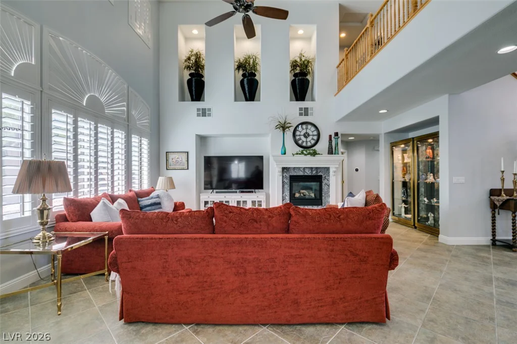 8909 Monte Oro, Las Vegas, NV 89131
