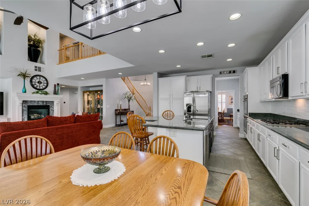 8909 Monte Oro, Las Vegas, NV 89131
