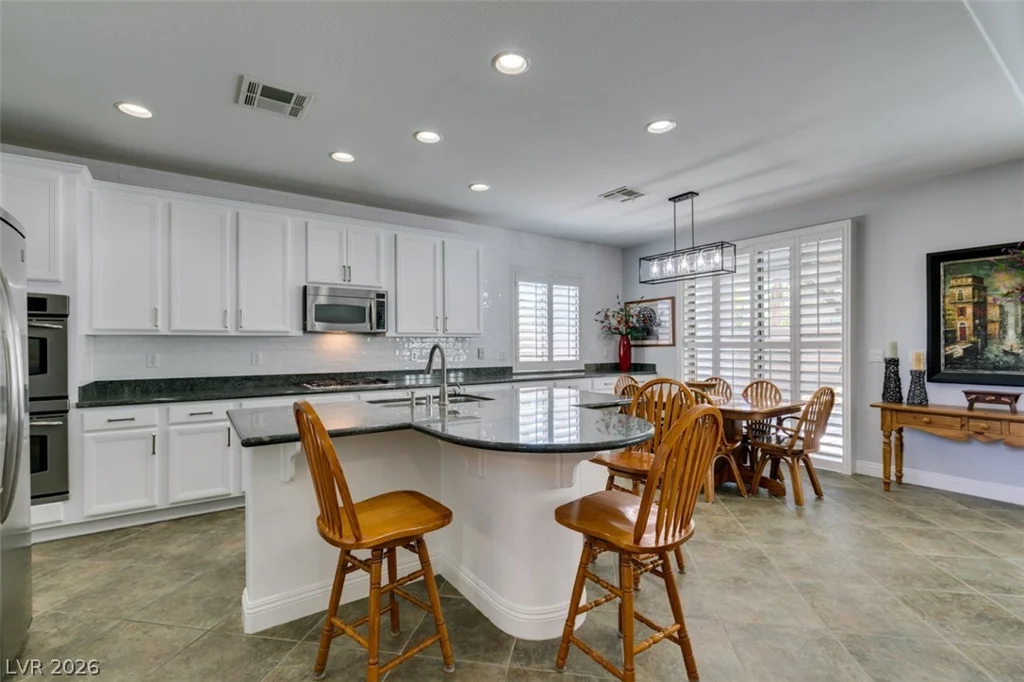 8909 Monte Oro, Las Vegas, NV 89131