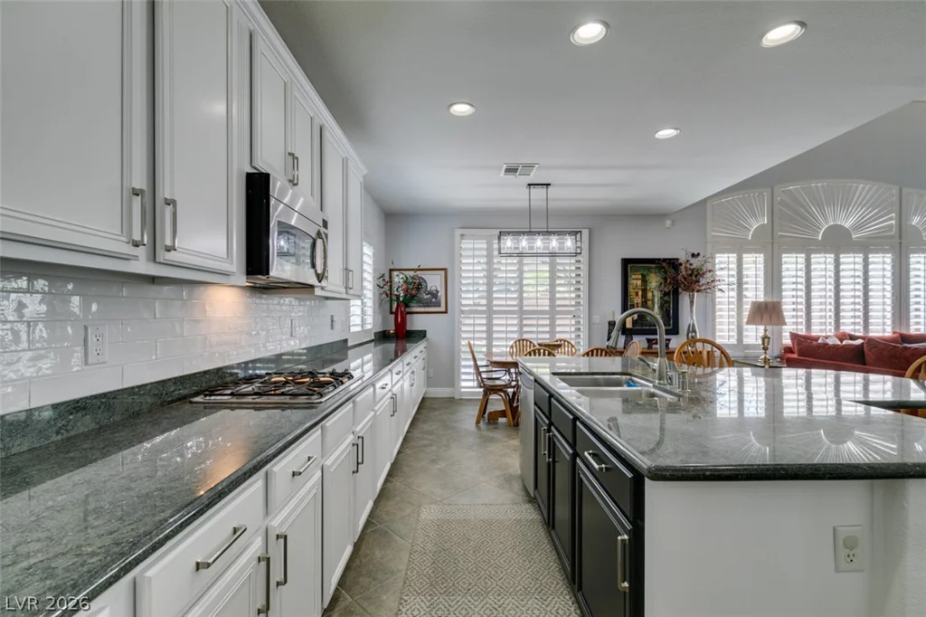 8909 Monte Oro, Las Vegas, NV 89131