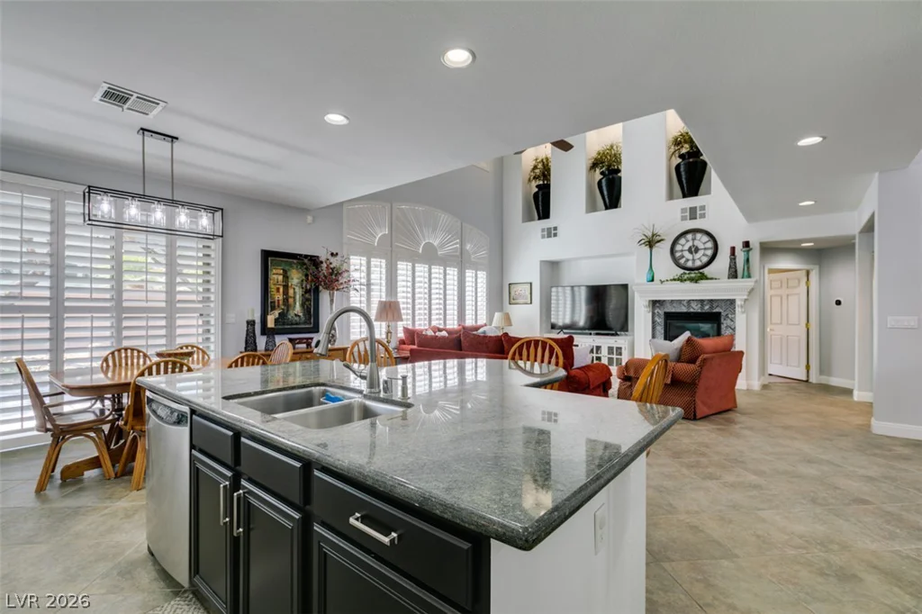 8909 Monte Oro, Las Vegas, NV 89131
