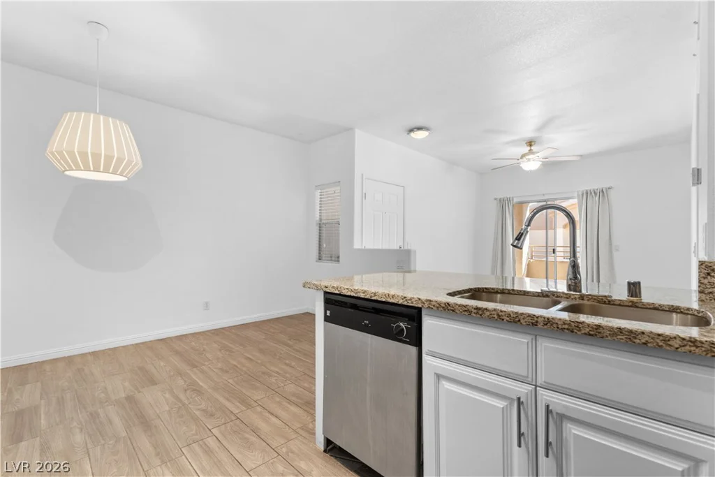 5751 Hacienda, Las Vegas, NV 89122