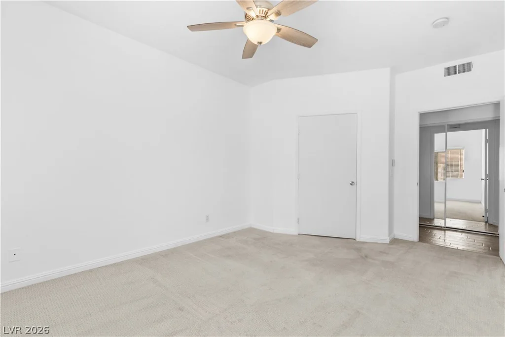 5751 Hacienda, Las Vegas, NV 89122