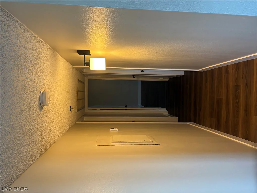 1381 University, Las Vegas, NV 89119