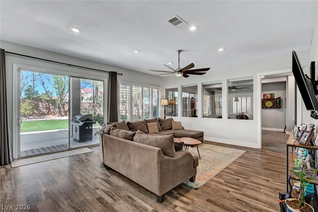 9508 Los Cotos, Las Vegas, NV 89147