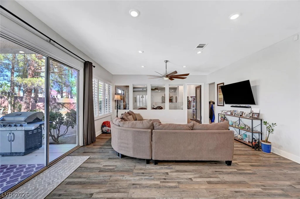 9508 Los Cotos, Las Vegas, NV 89147