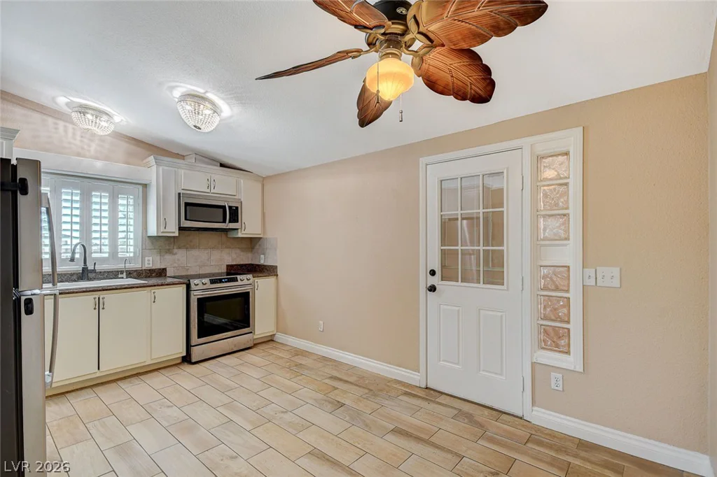 3160 Fallwood, Pahrump, NV 89048