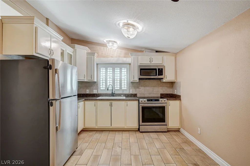 3160 Fallwood, Pahrump, NV 89048