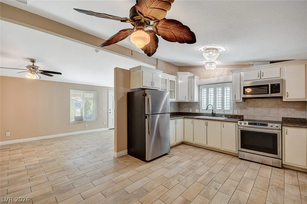 3160 Fallwood, Pahrump, NV 89048