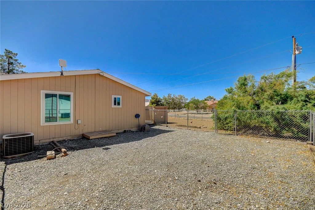 3160 Fallwood, Pahrump, NV 89048