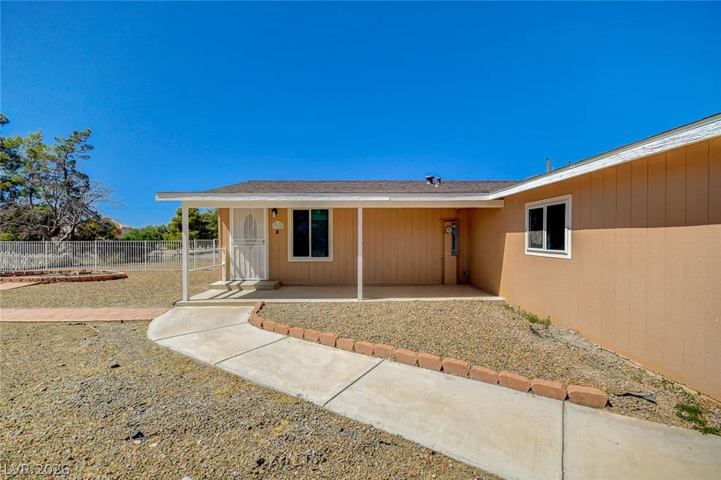 3160 Fallwood, Pahrump, NV 89048