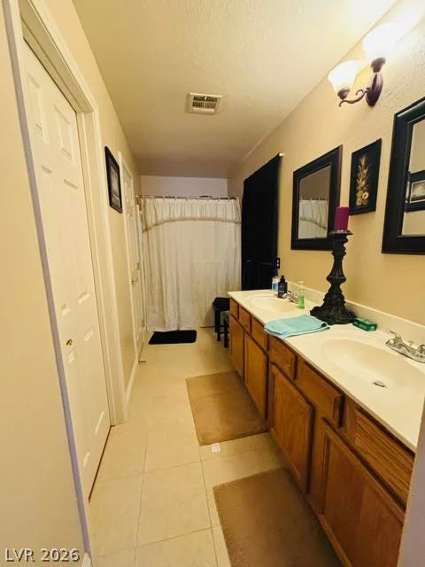 6068 Shyley, Henderson, NV 89011