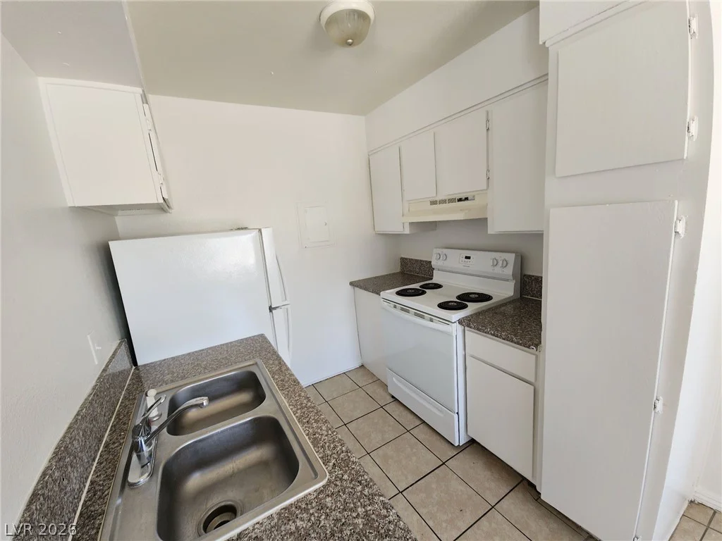 2513 Cedar, Las Vegas, NV 89101