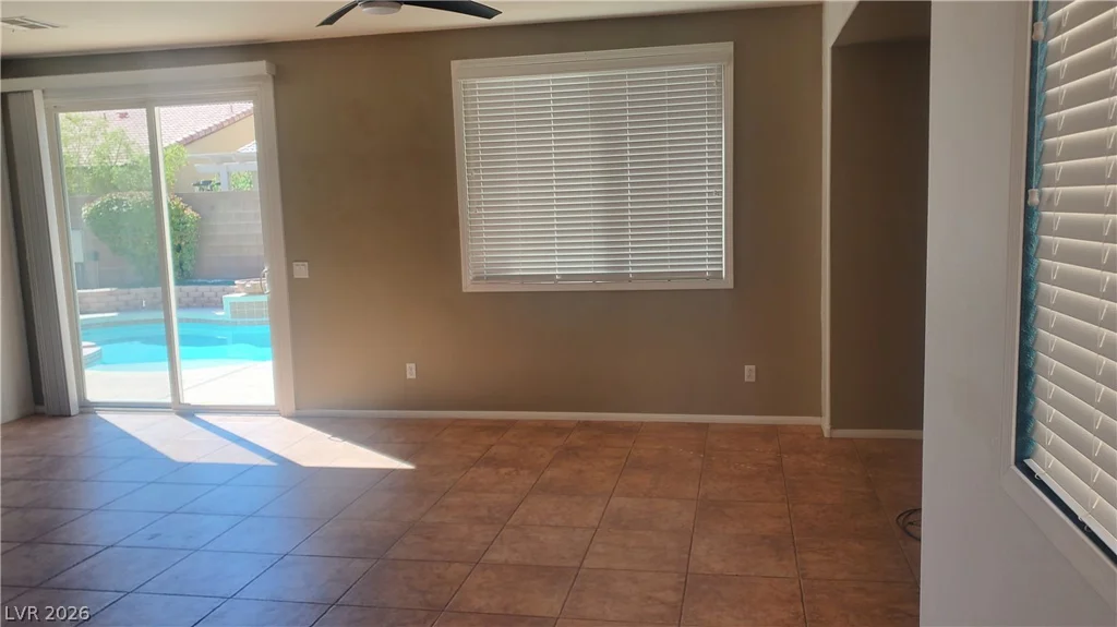 7471 Burnt Oak, Las Vegas, NV 89113