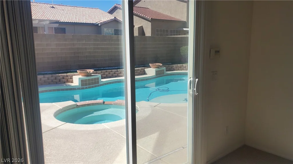 7471 Burnt Oak, Las Vegas, NV 89113